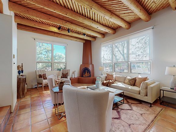 3rd image of 774 Calle Altamira