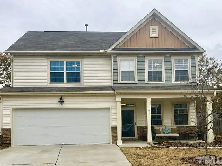 108 Goodsell Ct — Photo 1
