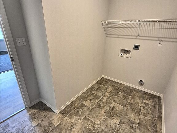 5th image of 1519 156th Street Ct E