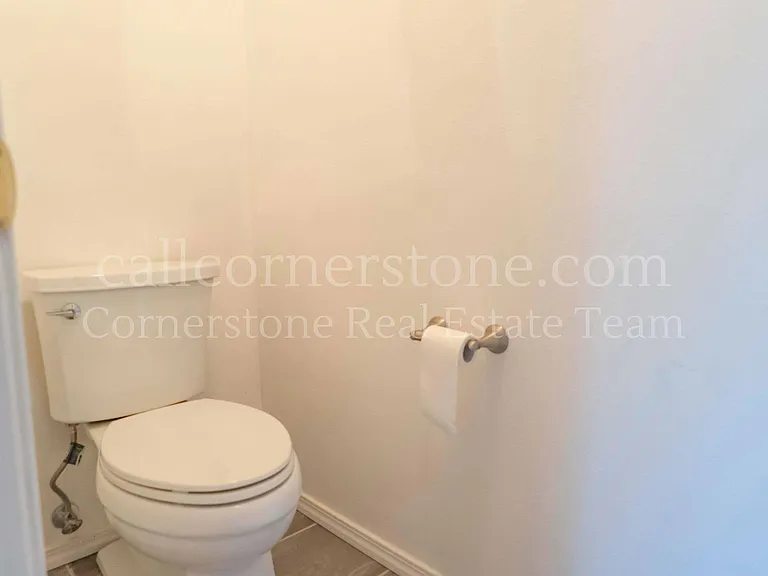 743 Descendant Dr — Photo 31