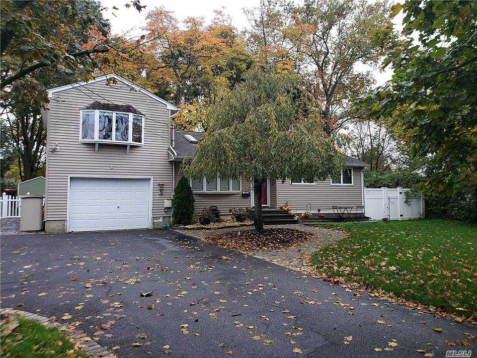 1st image of 46 Hileen Dr
