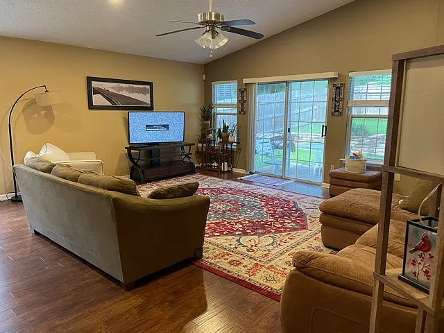 5355 Saint Ives Ln — Photo 8