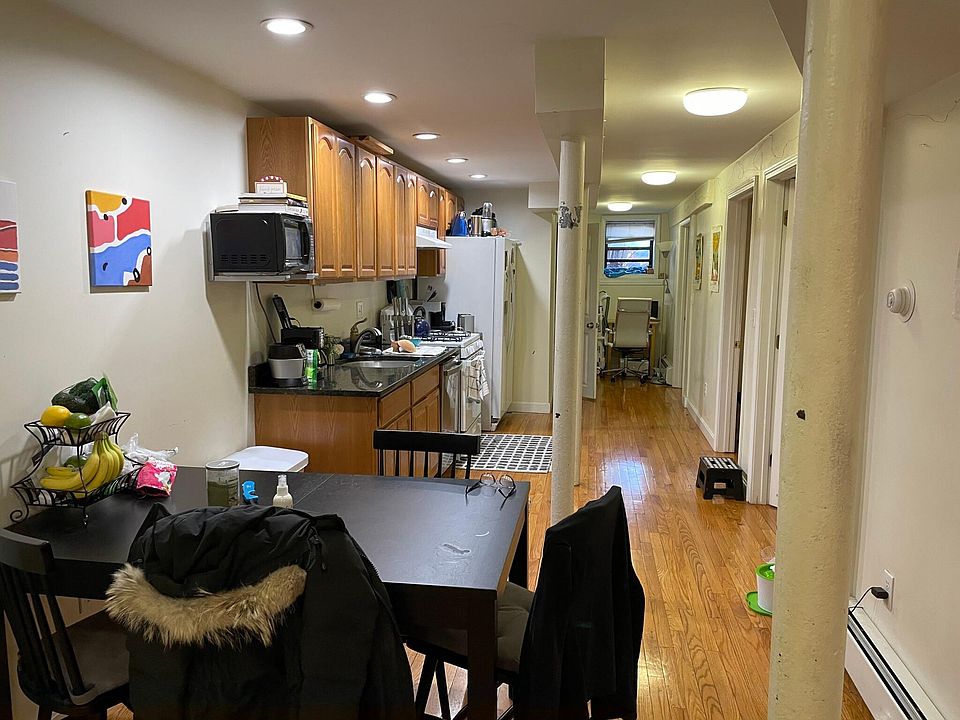 1st image of 1426 Commonwealth Ave #B12