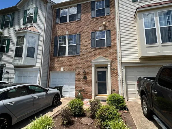 7016 Manahoac Pl, Gainesville, VA 20155