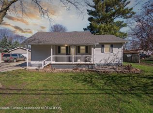 504 W Walker St, Saint Johns, MI