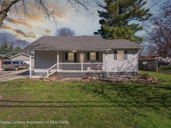 504 W Walker St, Saint Johns, MI 48879