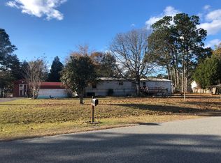 435 Pauline Dr, Bonneau, SC 29431
