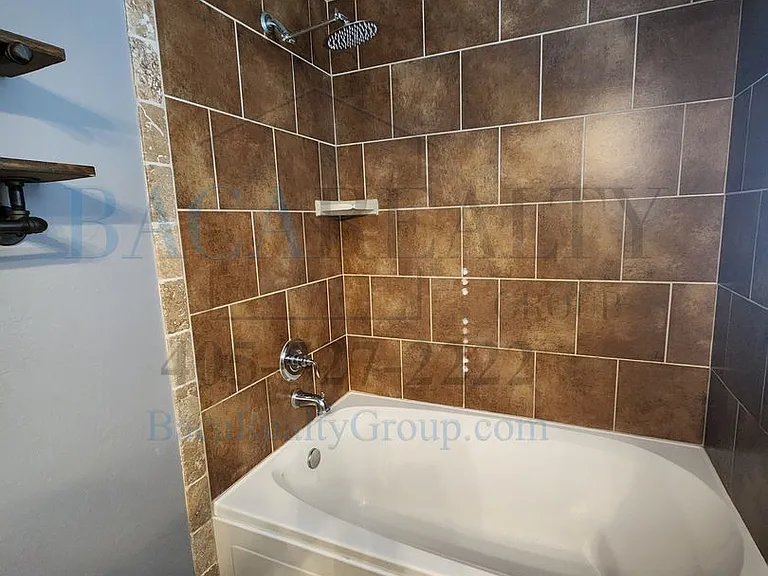 823 Monarch Way — Photo 14