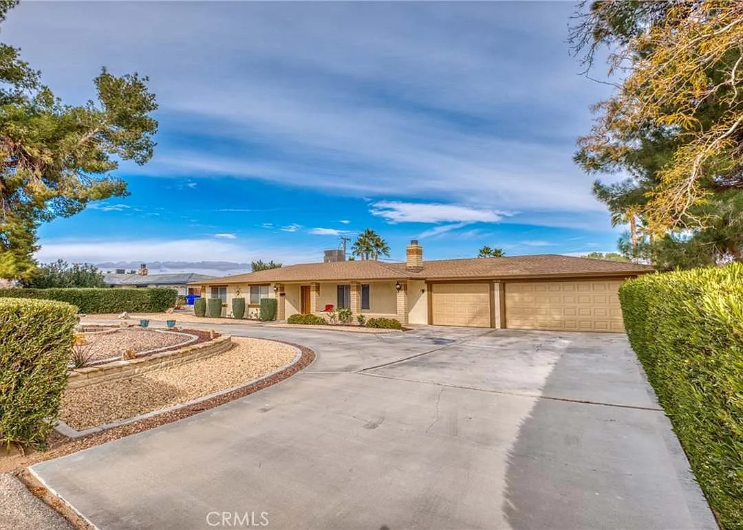 3 bed, 1620 sqft, $3,000 — Photo 2