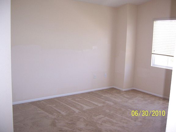 5th image of 1044 Maddie Ln