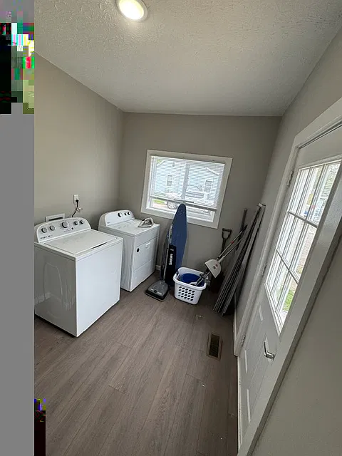 3 bed, 912 sqft, $1,550 — Photo 4