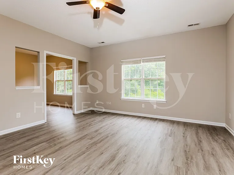 8319 Knapp Ct — Photo 3