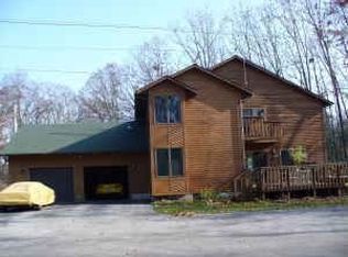 18525 N Fruitport Rd, Spring Lake, MI 49456