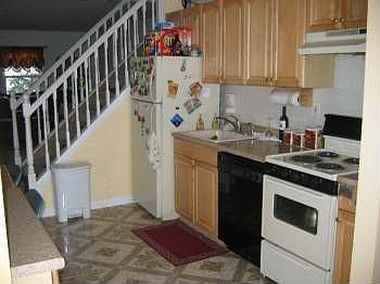 2nd image of 349 Gardiner Ave