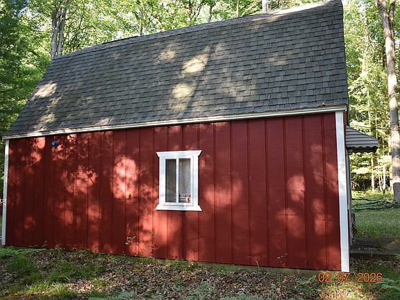 3rd image of 2425 Cora Ln