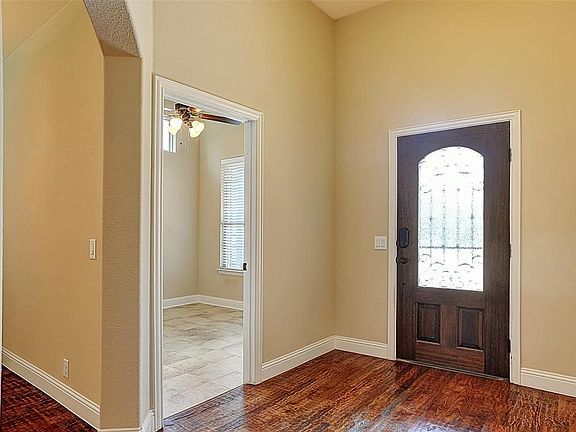 4th image of 4812 Liberty Hill Trl
