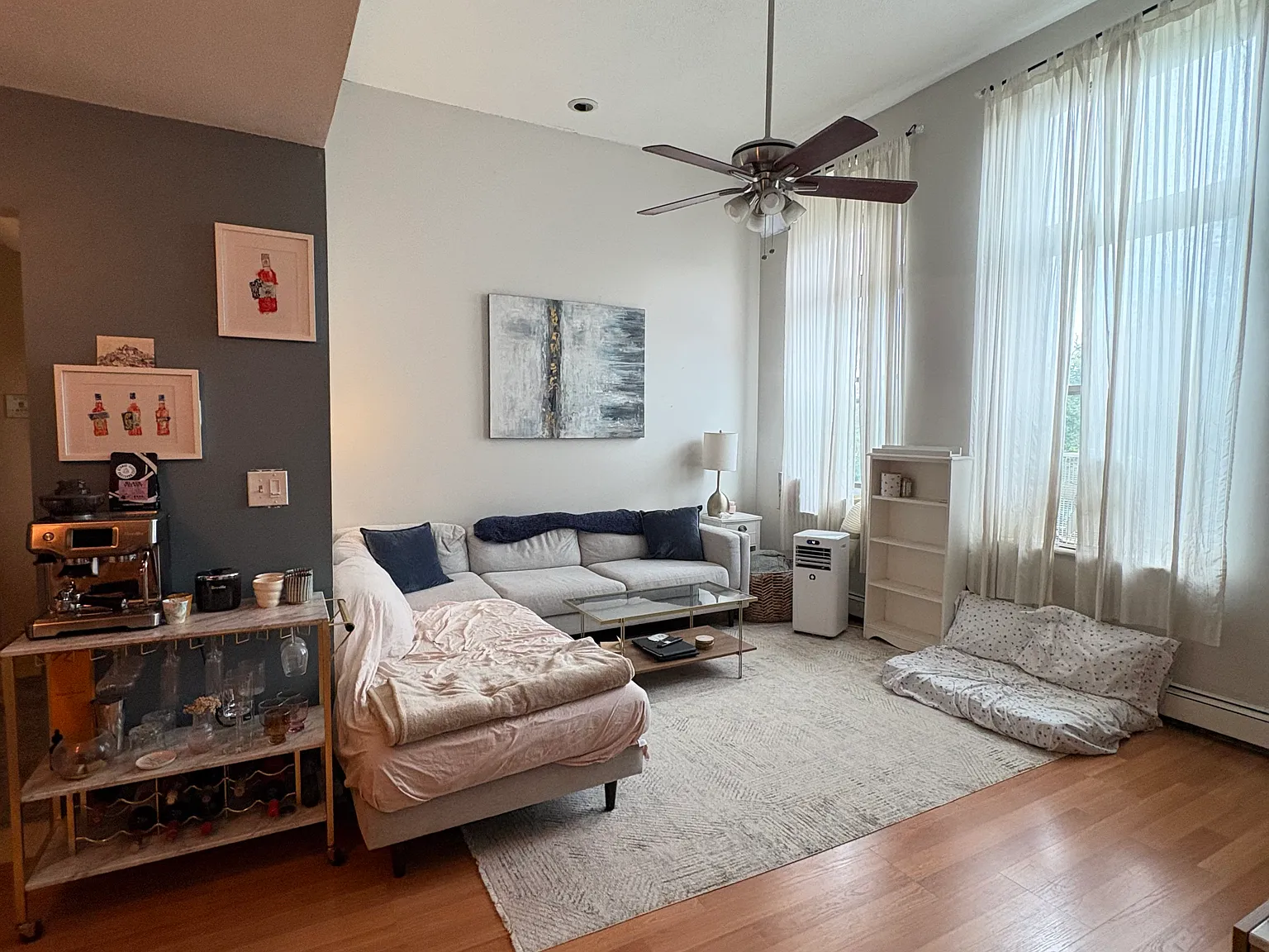 2 bed, 760 sqft, $2,900 — Photo 2
