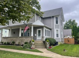 414 Monroe St, Port Clinton, OH 43452
