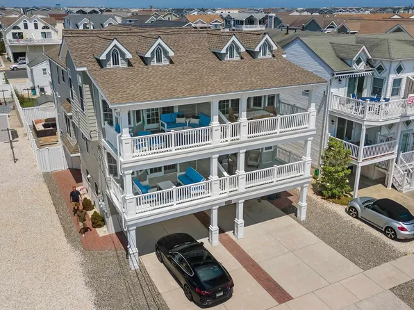 137 73rd St #W, Sea Isle City, NJ 08243
