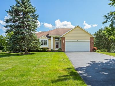 17 Cobblefield Way, Pittsford, NY, 14534