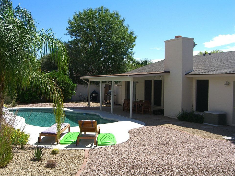 Resort Style Backyard