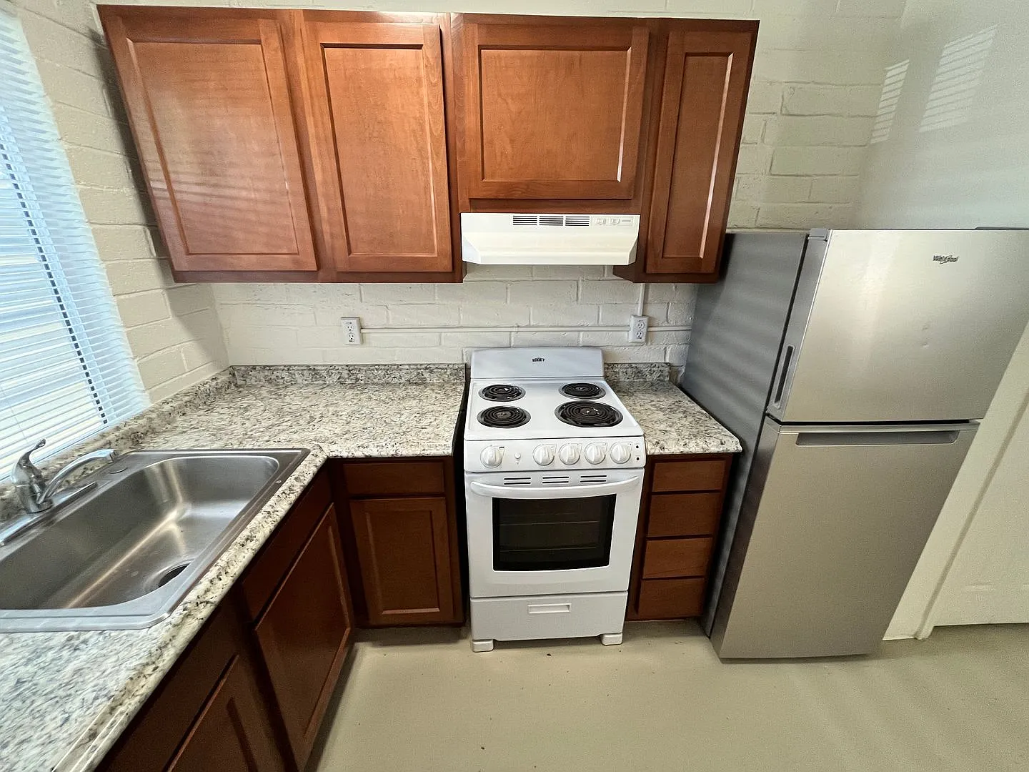 Charming Apartments — Photo 3