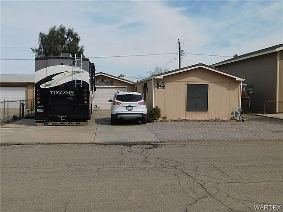 2nd image of 7934 S Whitewing Dr