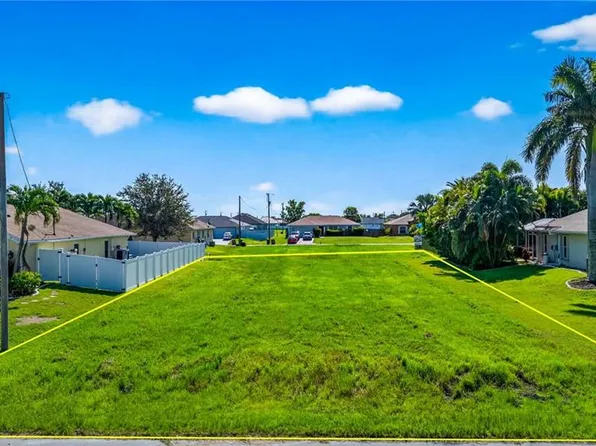 1227 NW 13th Ave, Cape Coral, FL 33993