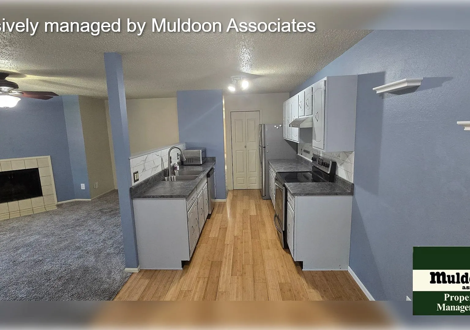 Updated Belmont condo ready now! — Photo 3