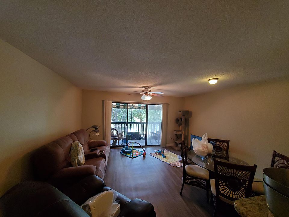 1st image of 304 Westlake Ct #304