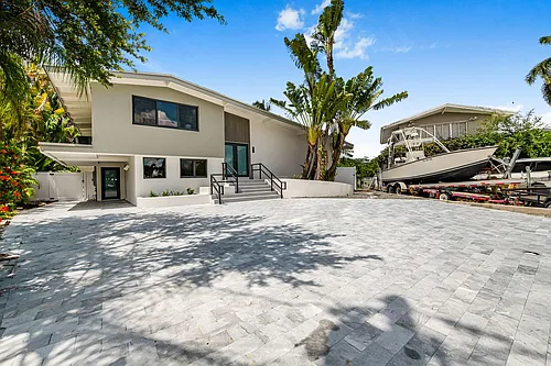 2637 Sugarloaf Ln Photo 1