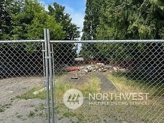 3rd image of 9011 Dayton Avenue N