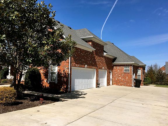 2nd image of 5416 Cavendish Dr
