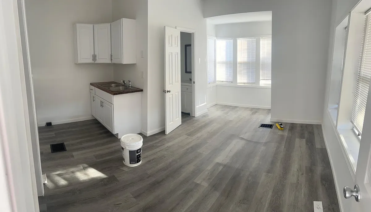 Building Photo - 433 S Warman Ave #1