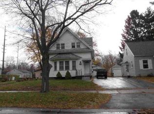 610 Bennington Dr, Rochester, NY 14616