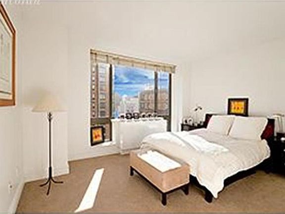 3rd image of 2 Columbus Ave APT 15C