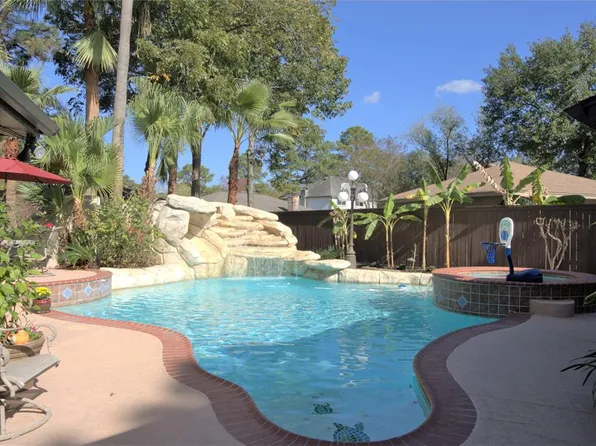 7010 River Mill Dr, Spring, TX 77379