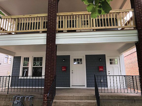 2nd image of 1594-1596 N 4th St
