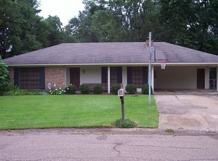 405 Pine Ridge Dr, Madison, MS 39110