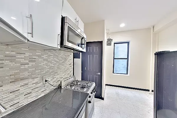 Rented by AD Real Estate Investors | media 8