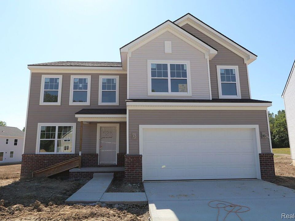 1st image of 525 Lake Village Ave
