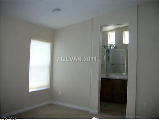 9295 Lapeer St — Photo 9