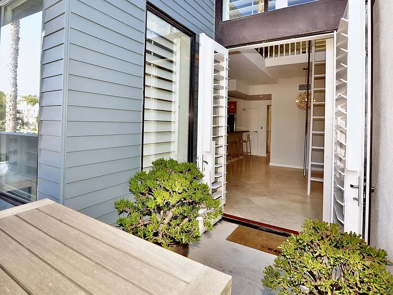 5490 La Jolla Blvd #K207 — Photo 30