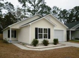 135 Raye Dr, Wilmington, NC 28412