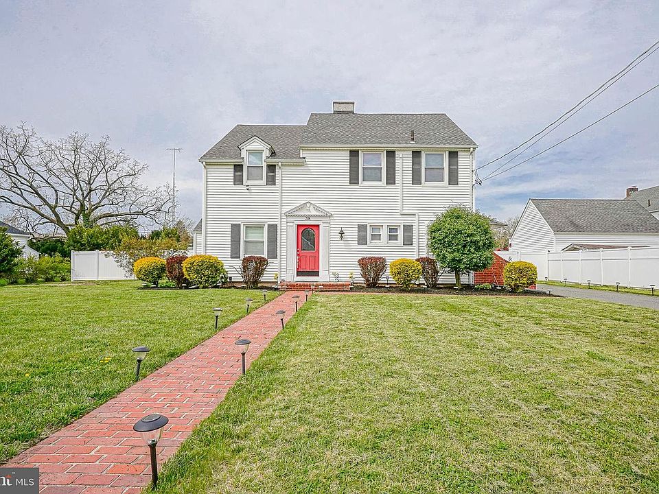 1st image of 38 Elmwood Ave