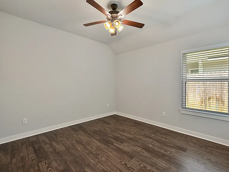 3409 Alsace Ct — Photo 13