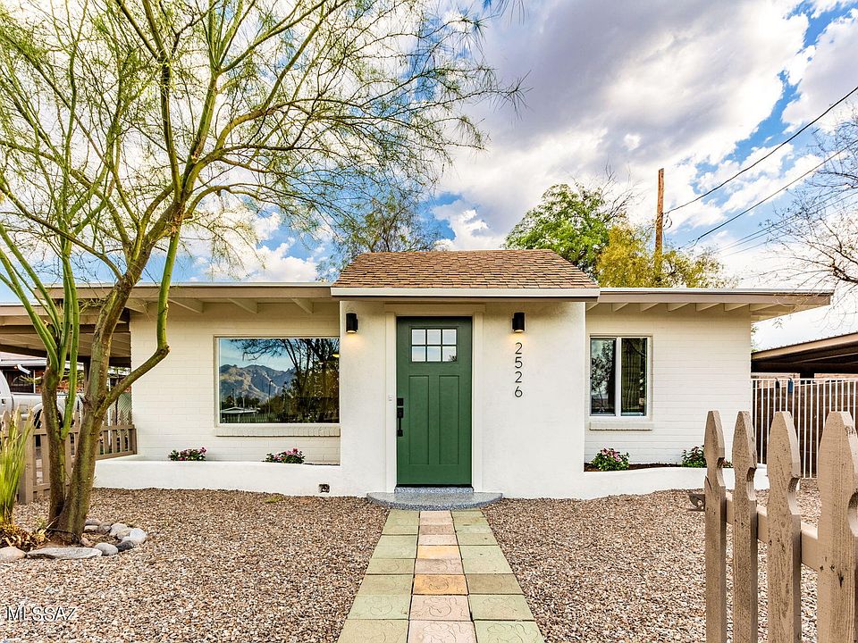 1st image of 2526 E Alturas St