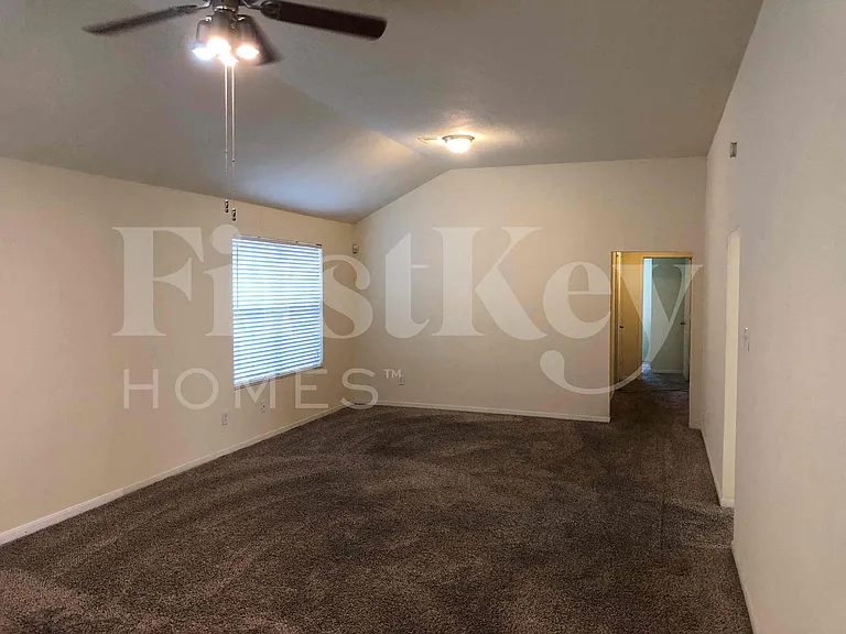 1123 Intrepid Oak Ln — Photo 4