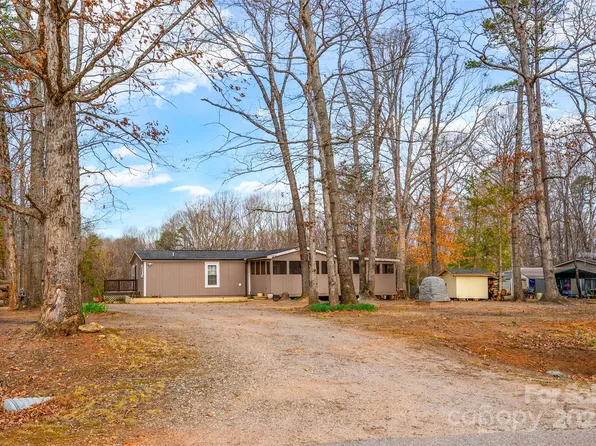 153 Cheshire Ridge Rd, Harmony, NC 28634