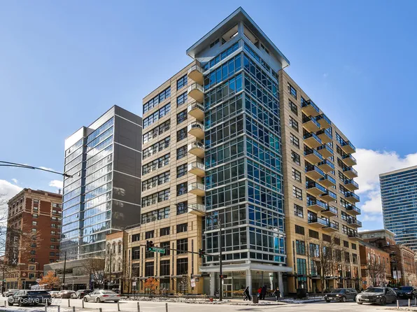 101 W Superior St APT 706, Chicago, IL 60654